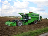 Nieuwe AVR PUMA AARDAPPELBUNKERROOIER