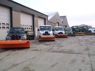 Zoutstrooiers met sneeuwschuiven