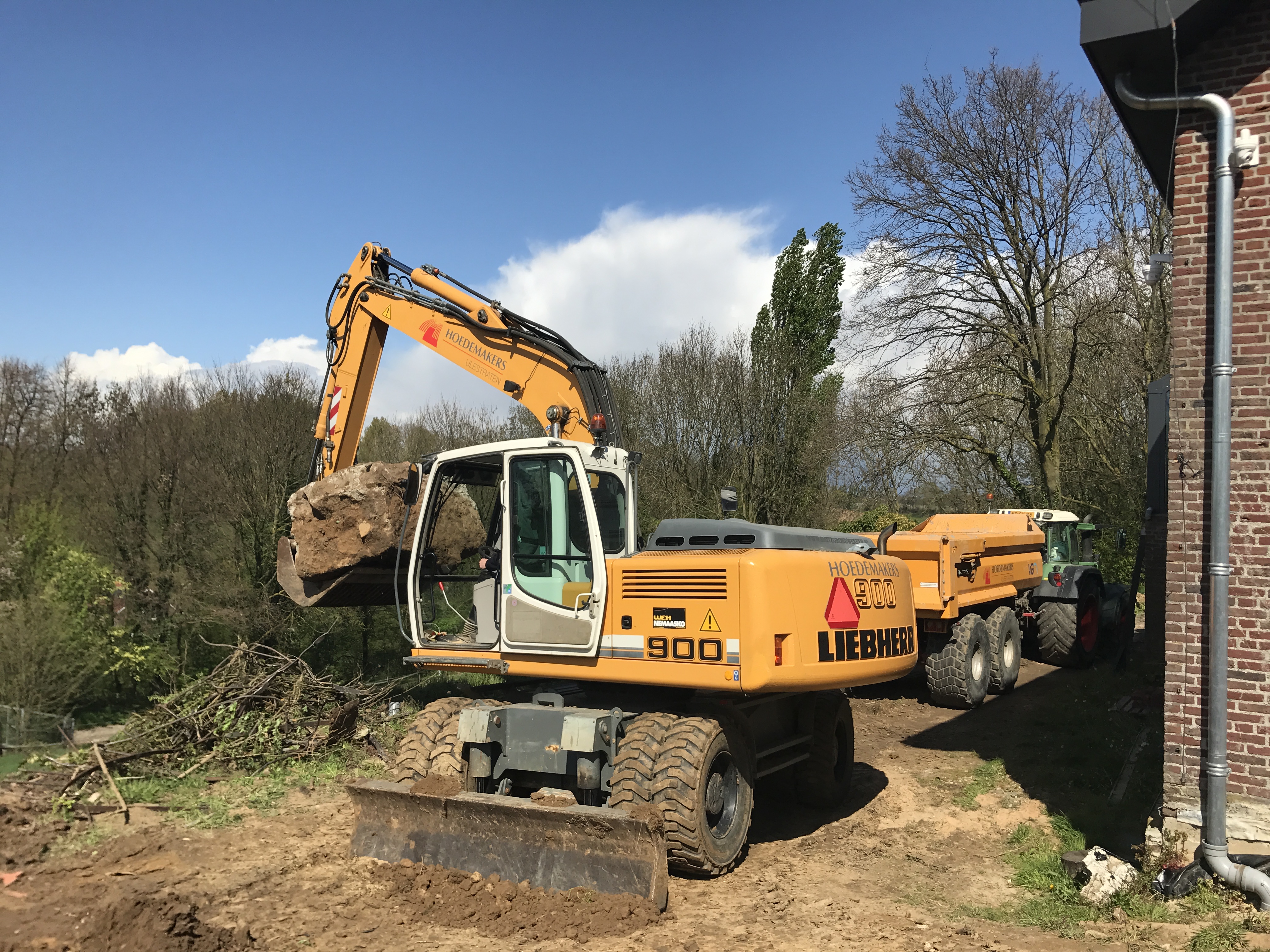 Mobiele graafmachine 17 ton